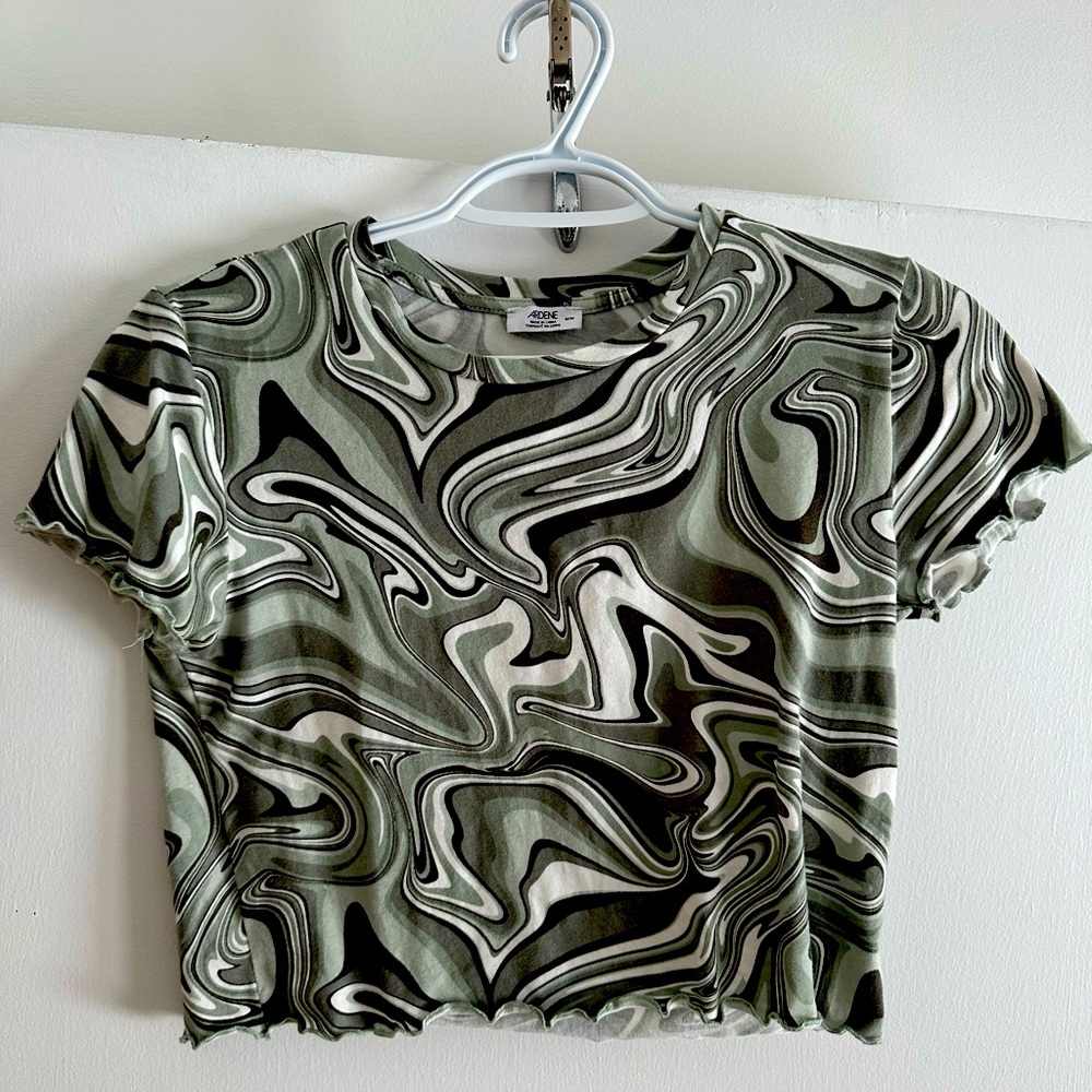 green waves crop top